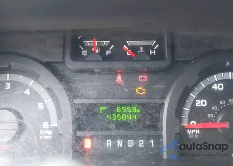 2010 Ford E-150 Commercial/Recreational из США, поврежденный, VIN 1FTNE1EWXADA91492